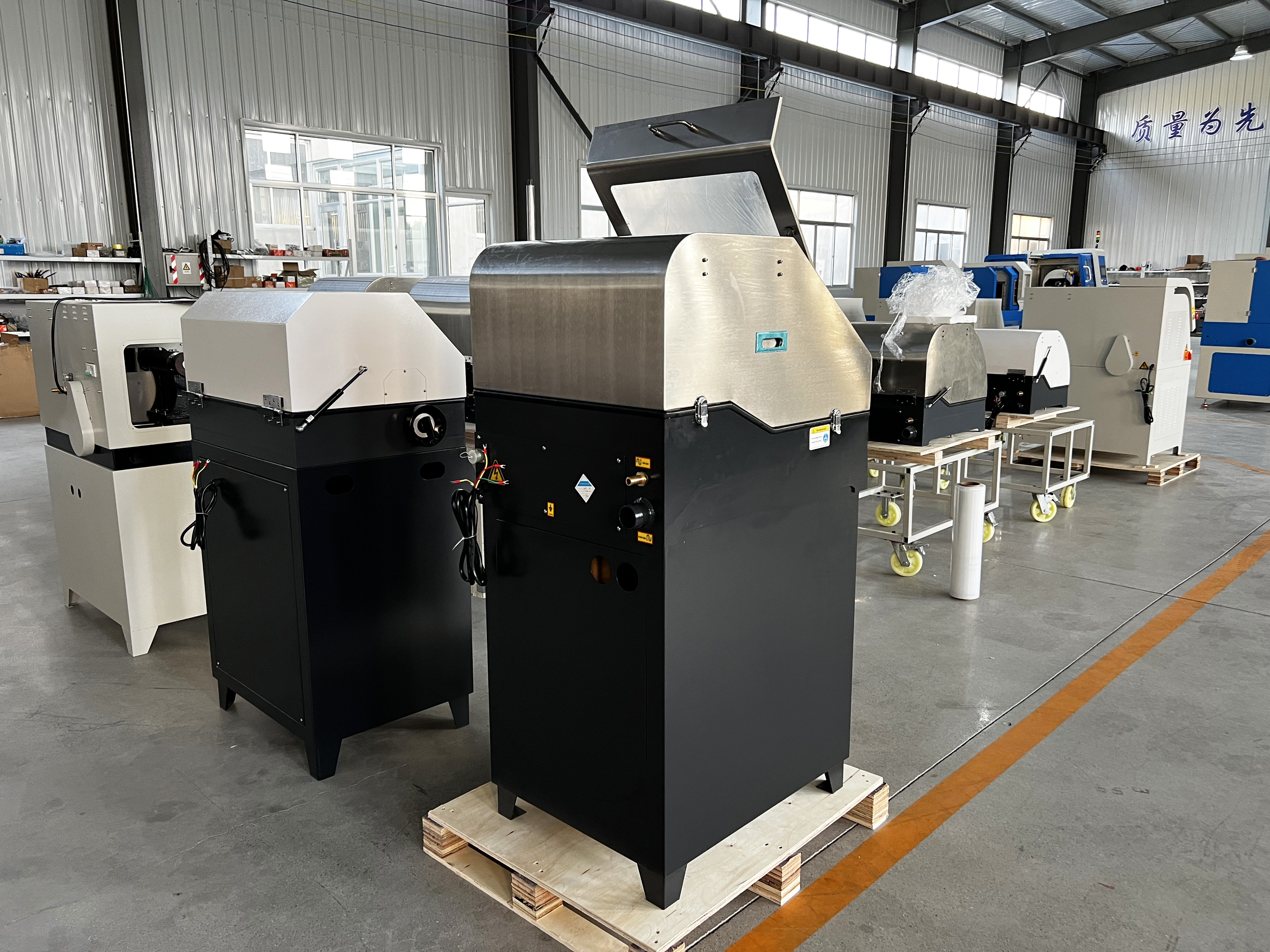 آلة قطع العينة المعدنية اليدوية