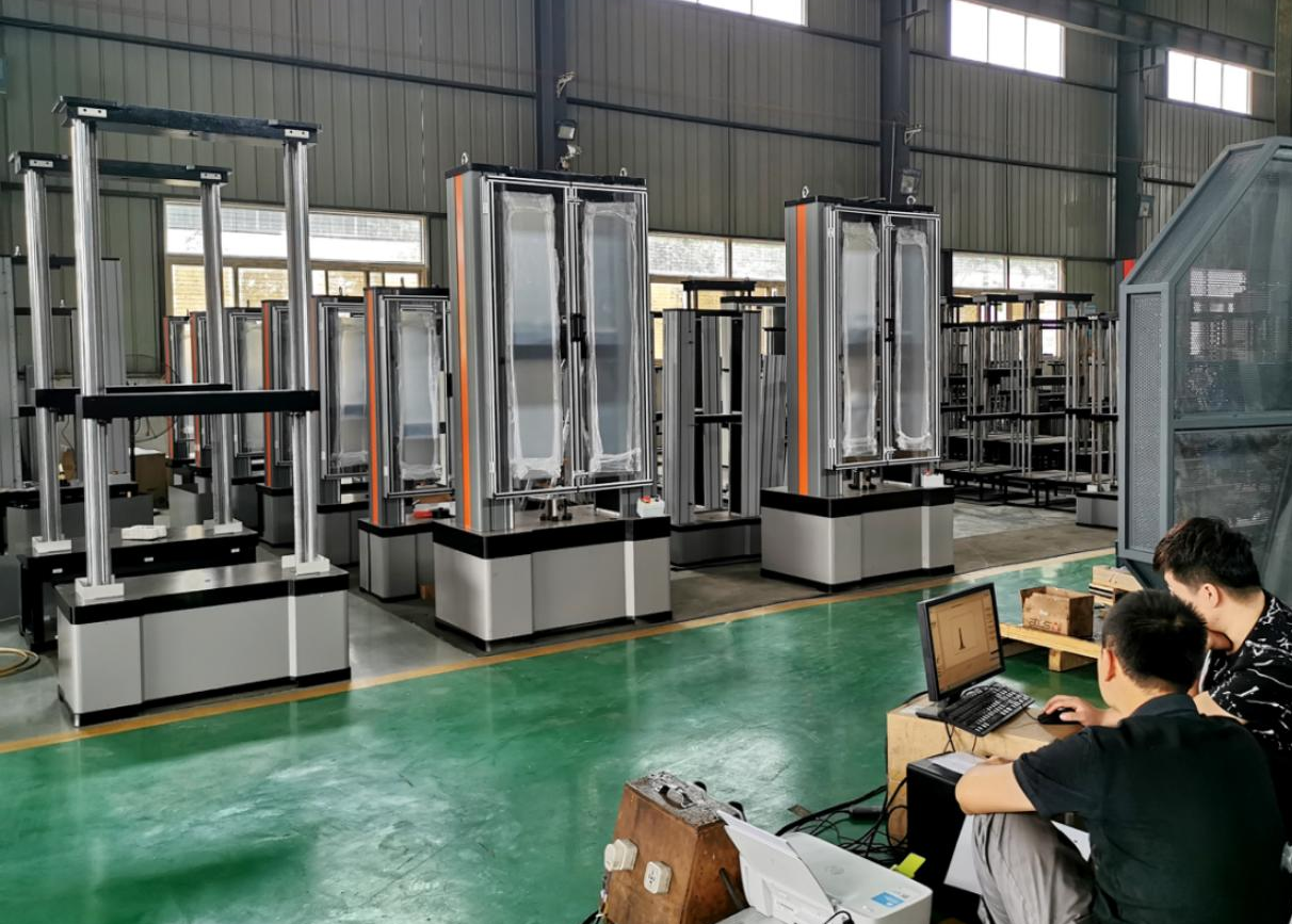 آلة اختبار الشد